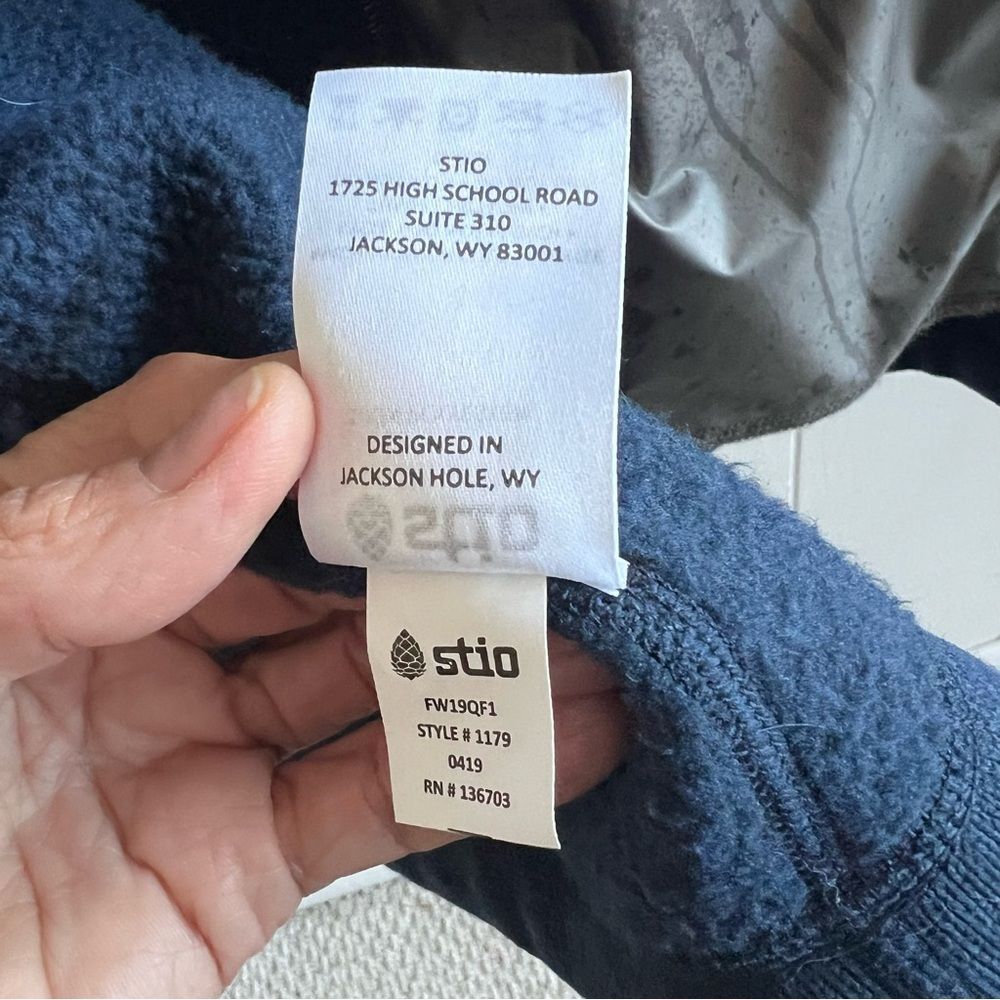 STIO Fleece Jacket - Picture 6 of 11